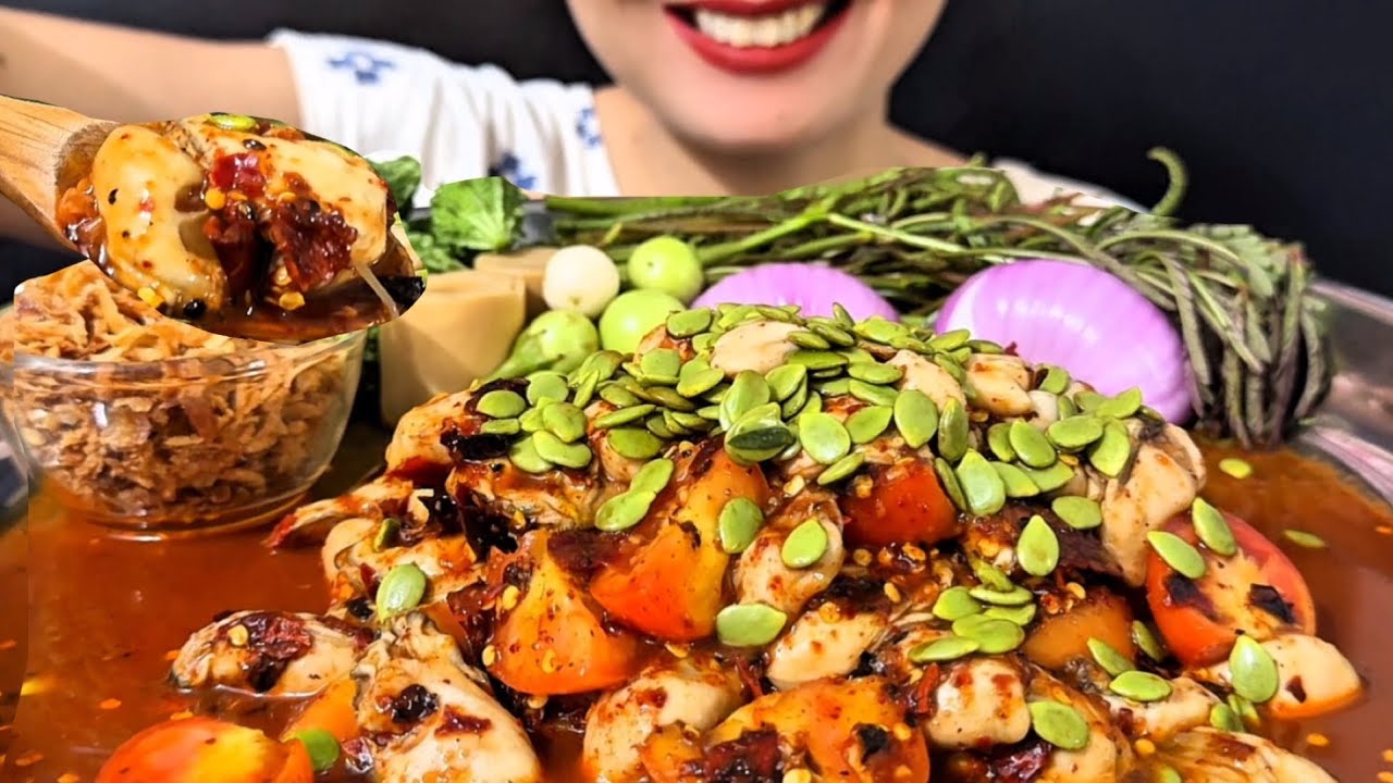 Thaifood ASMR ตำหอยนางรม นัวๆ ปลาร้าข้น เผ็ดจัดจ้าน คู่หอมเจียวกรอบๆ Spicy oyster salad MUKBANG show