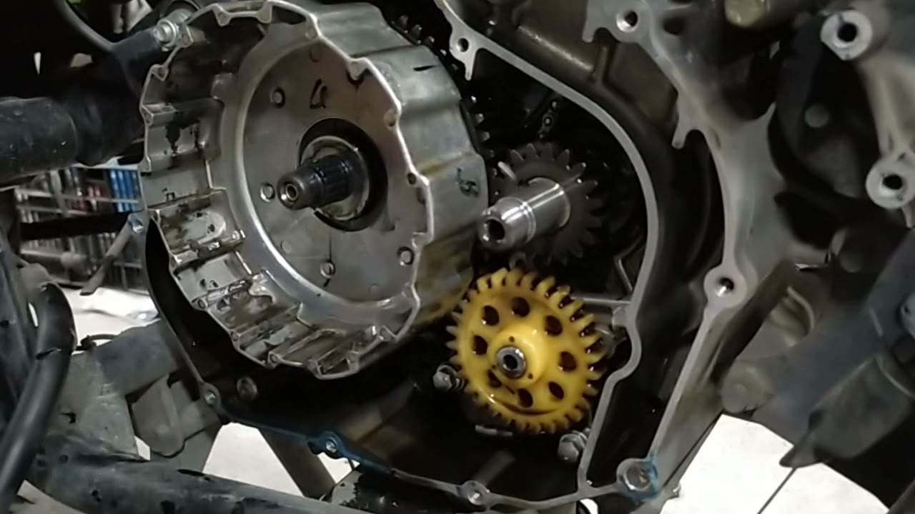 AVENGERS 150 STREET CAMBIO DE PASTAS DE EMBRAGUE ,😃👍👍