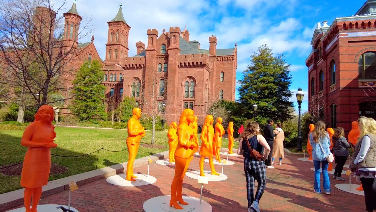 Walking Washington DC: The Smithsonian's #IfThenSheCan Exhibit