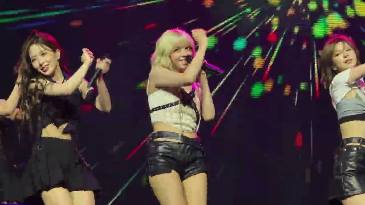250831 NMIXX (엔믹스) - Party O'Clock | K-Wave Super Concert in KL