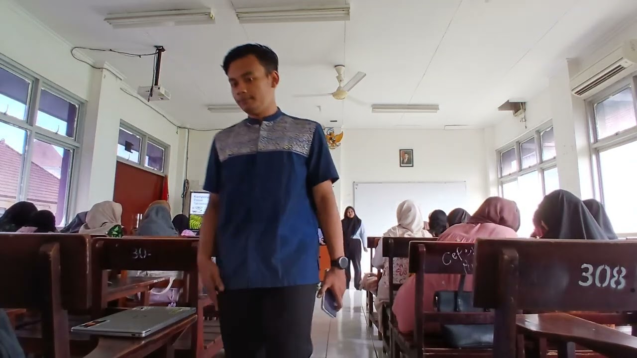 Kel 2_TaksoBiosistematika_Komponen Dasar Taksonomi_6A