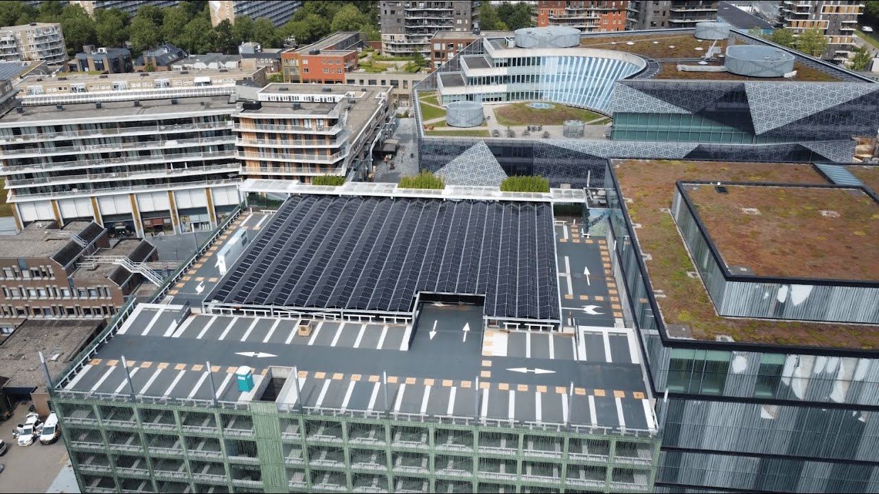 Zonnepanelen op Parkeergarage Theater