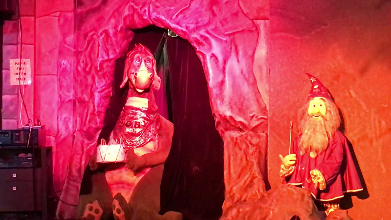 Enchanted Castle Animatronic Show: Jammin’ Jesters (Sally Corporation)