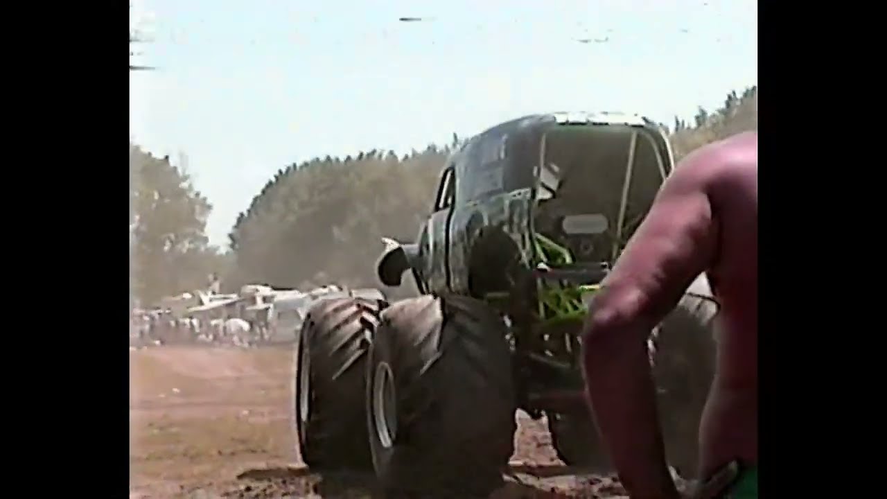 Hunneywell Monster Trucks 1996