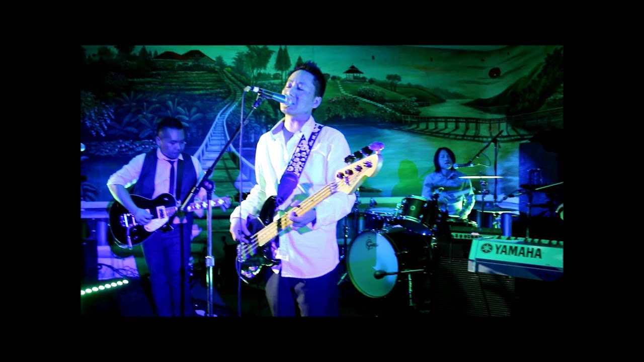 Reflections - Nkauj Hmoob live @ Hmong House 10/23/2015