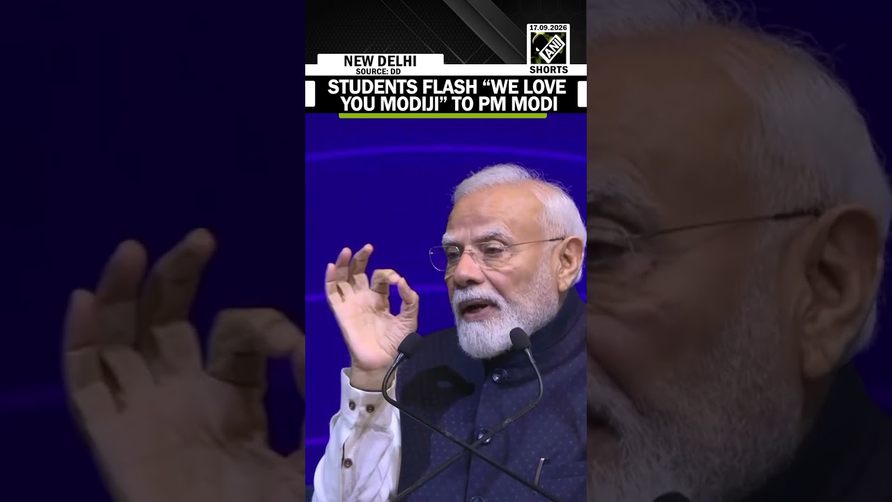 MOMENT: Students flash &ldquo;WE LOVEYOU MODIJI&rdquo; to PM Modi at SEMICON India 2026