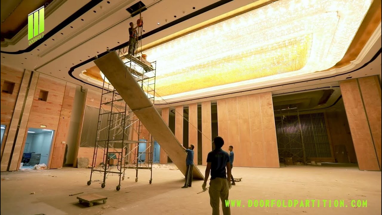 Doorfold Soundproof Partition Wall Hotel Banquet Hall Sliding Folding Operable Walls Manufacturer