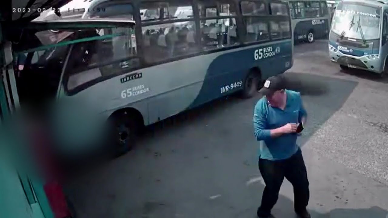 Niño aceleró bus y arrolló a persona en estacionamiento del terminal en Concepción