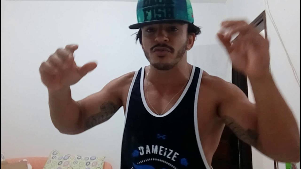 Dono de Academia vs Adriano Muralha