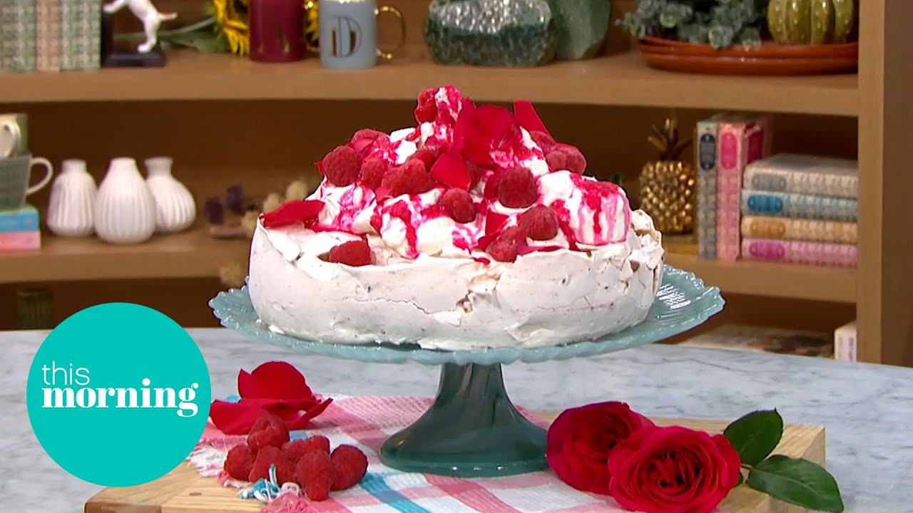 Phil Vickery's Summer Pavlova | This Morning