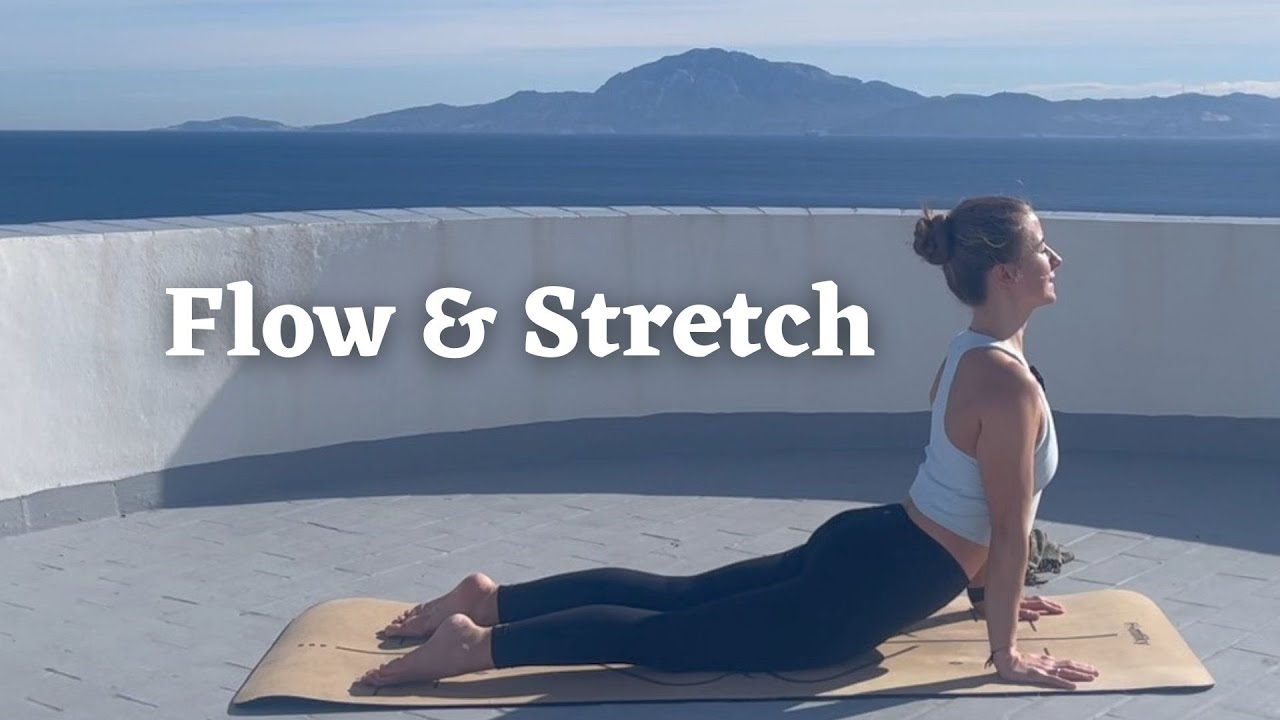 25min Flow & Stretch | Full Body Yoga Strength and Flexibility | 15k subscriber special 📍 Tarifa