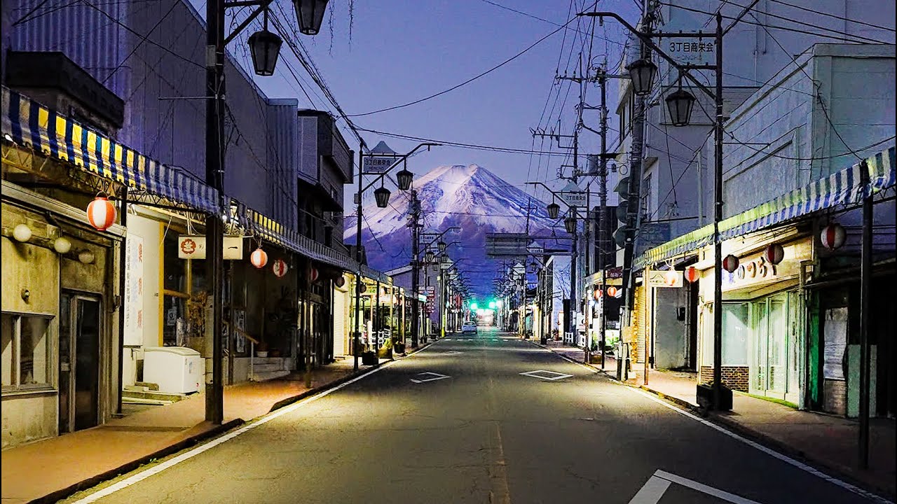Early Morning Walk toward Mt.Fuji, Japanese countryside Fujiyoshida //4K HDR