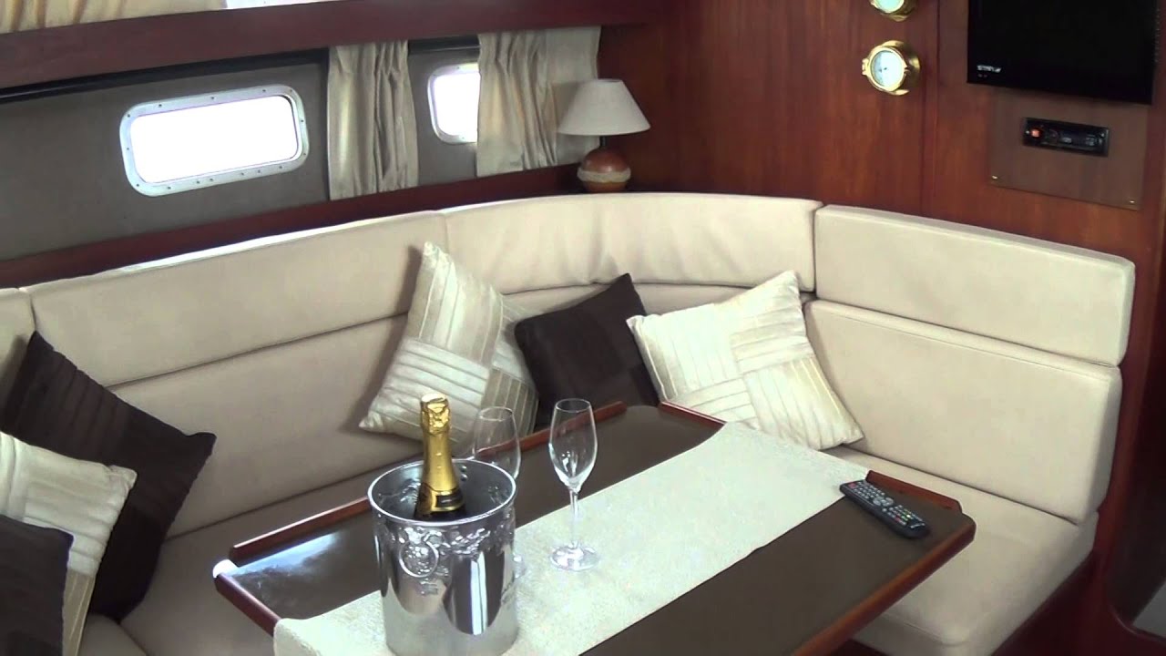 Fjord motor boat 1001 33 ft for sale.