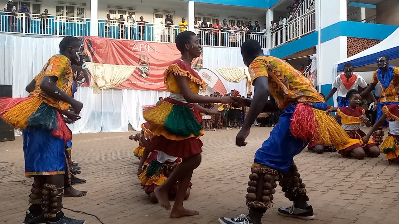 Runyege-Ntogoro Dance: Kairos Students Bring the Heat.