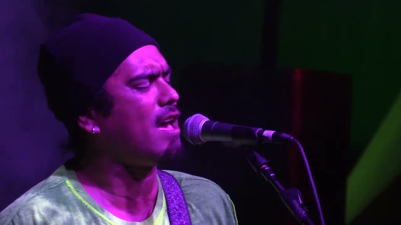 Mario Ama Tuki at Ka Ma'u Te Re'o Festival - 2021