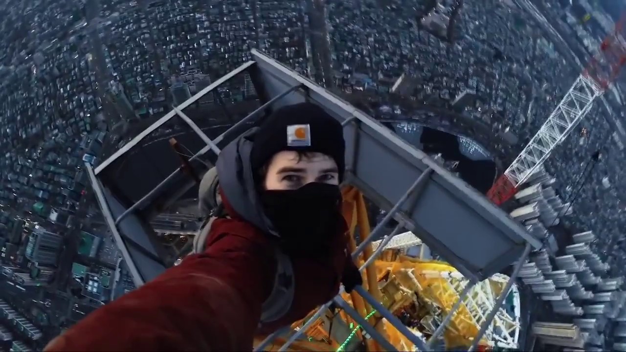 On the roofs - Башня Лотте