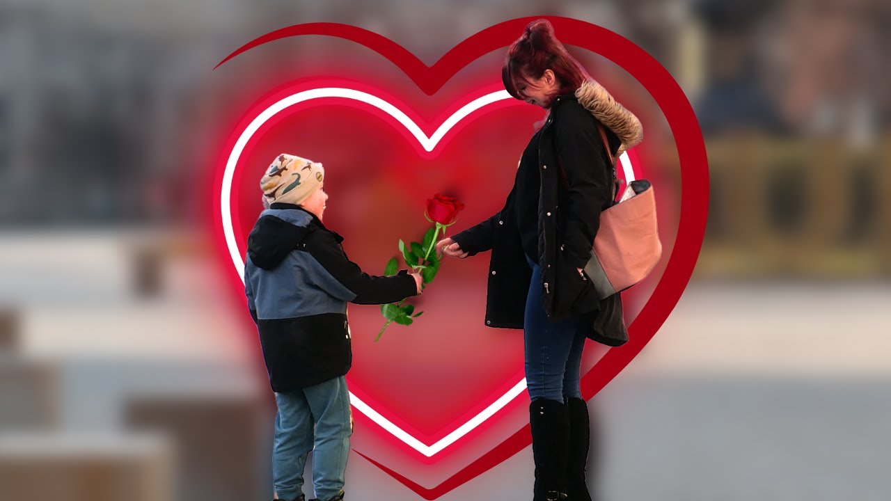 MŁODY GENTELMAN ROZDAJE R&Oacute;ŻE NA WALENTYNKI