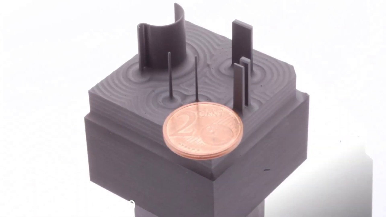 Mikron Mill S 400 -  Graphite Machining with Dust Extraction