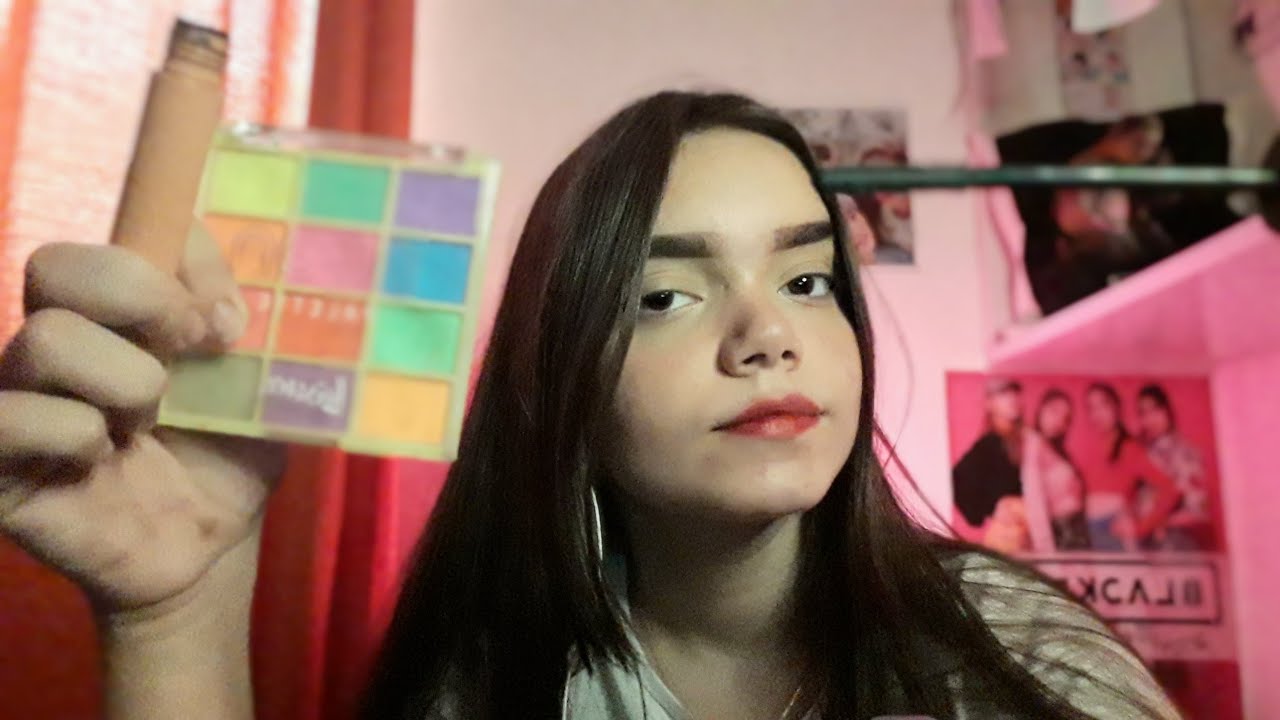 ASMR- amiga malvada te maquiando