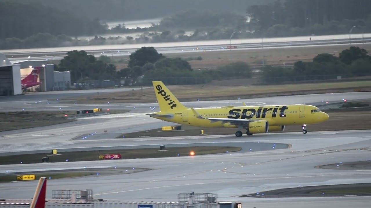 ✈️🟡⚫️Plane Spotting in Orlando Airport With Sithlord 🛫🛬🛩 Morning