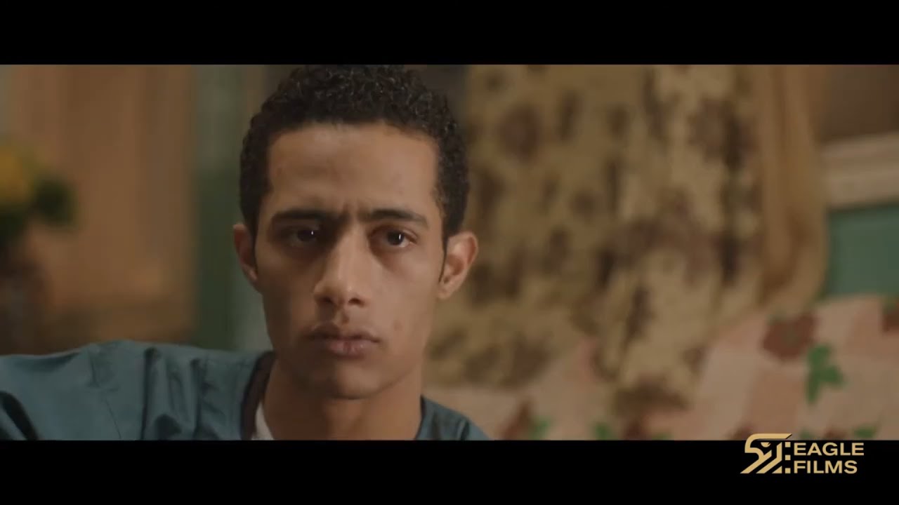 بصوا ابوه عمل ايه عشان يداري الي عمله‼️🤯
