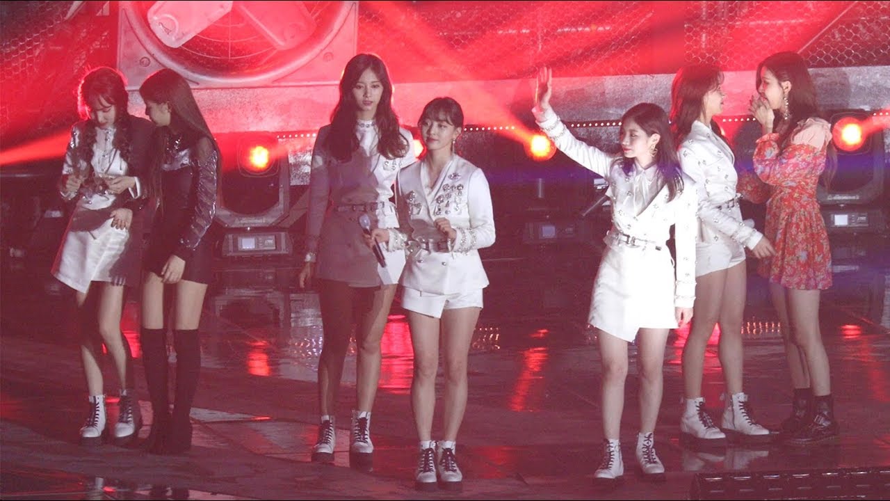 171001 트와이스(TWICE) 엔딩(Ending) 직캠 with.블랙핑크(BLACK PINK) [코리아뮤직페스티벌] 4K 직캠 by 비몽