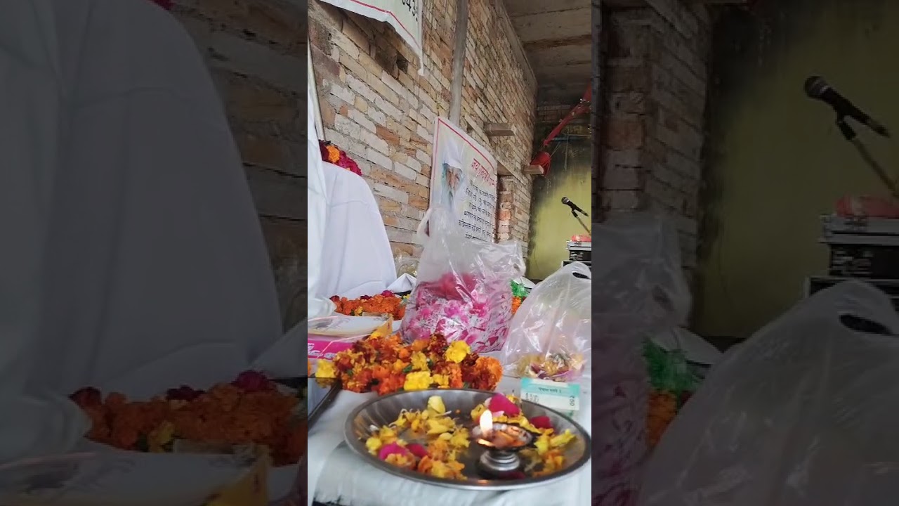 बडापुरा गांव मध्यप्रदेश में गुरु वचन सुनाते हुए श्री सुरेश पाटील 