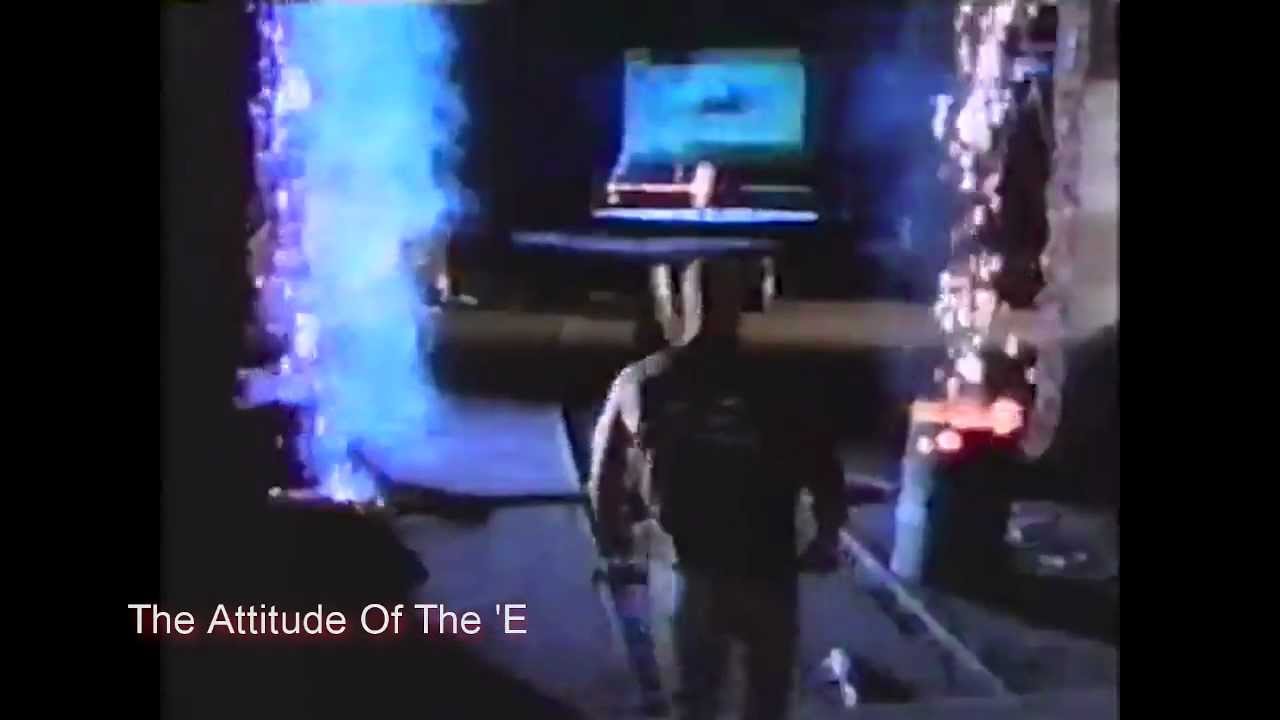 WWE RAW is WAR intro [Late 1997]