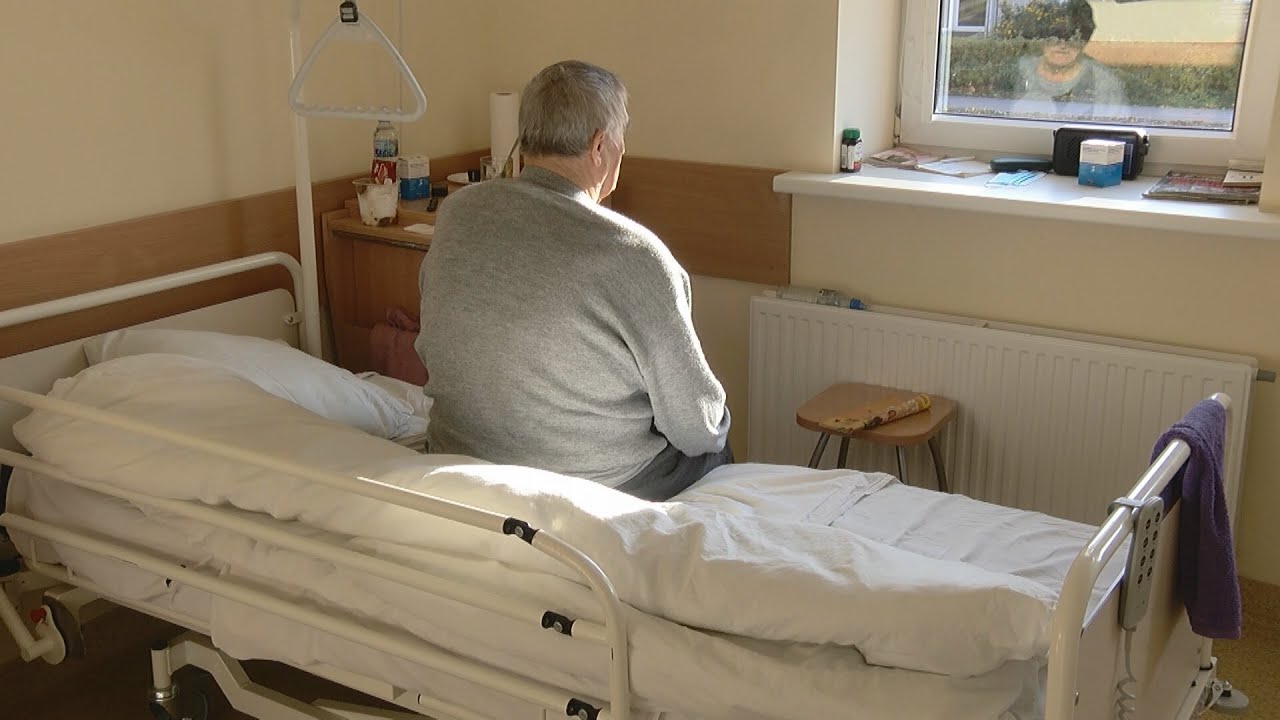 Pasikeitus slaugos paslaugų teikimo tvarkai dalis ligoninių uždarytos: SAM aiškina, kodėl tai įvyko