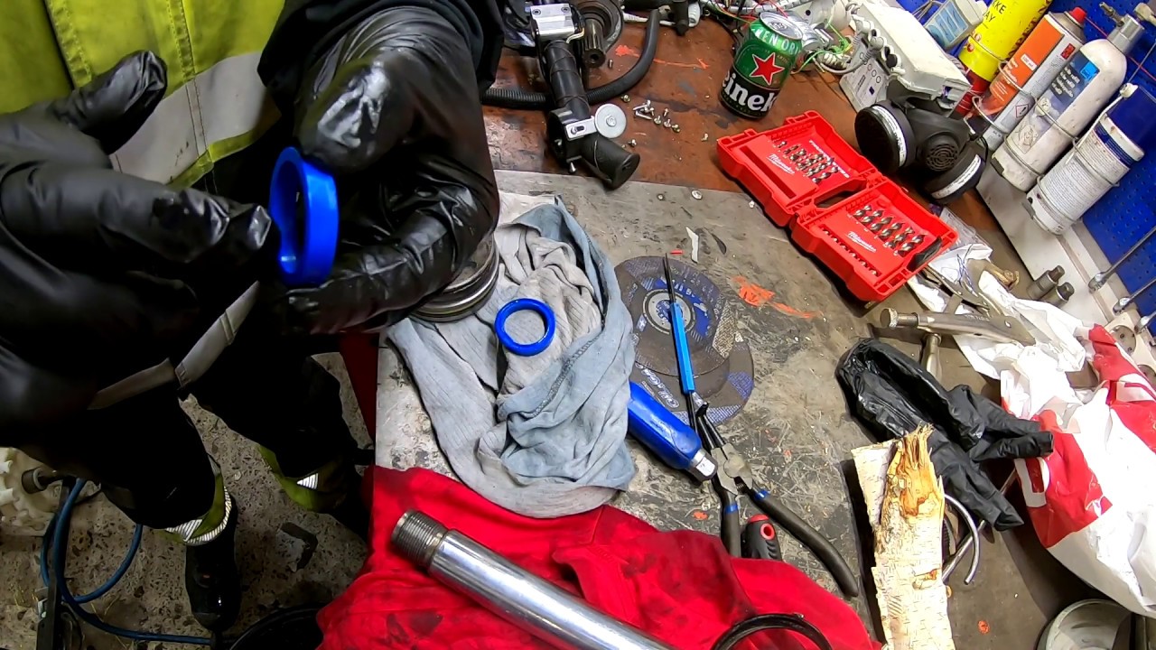 Valmet 505 hydraulic cylinder reparation take2