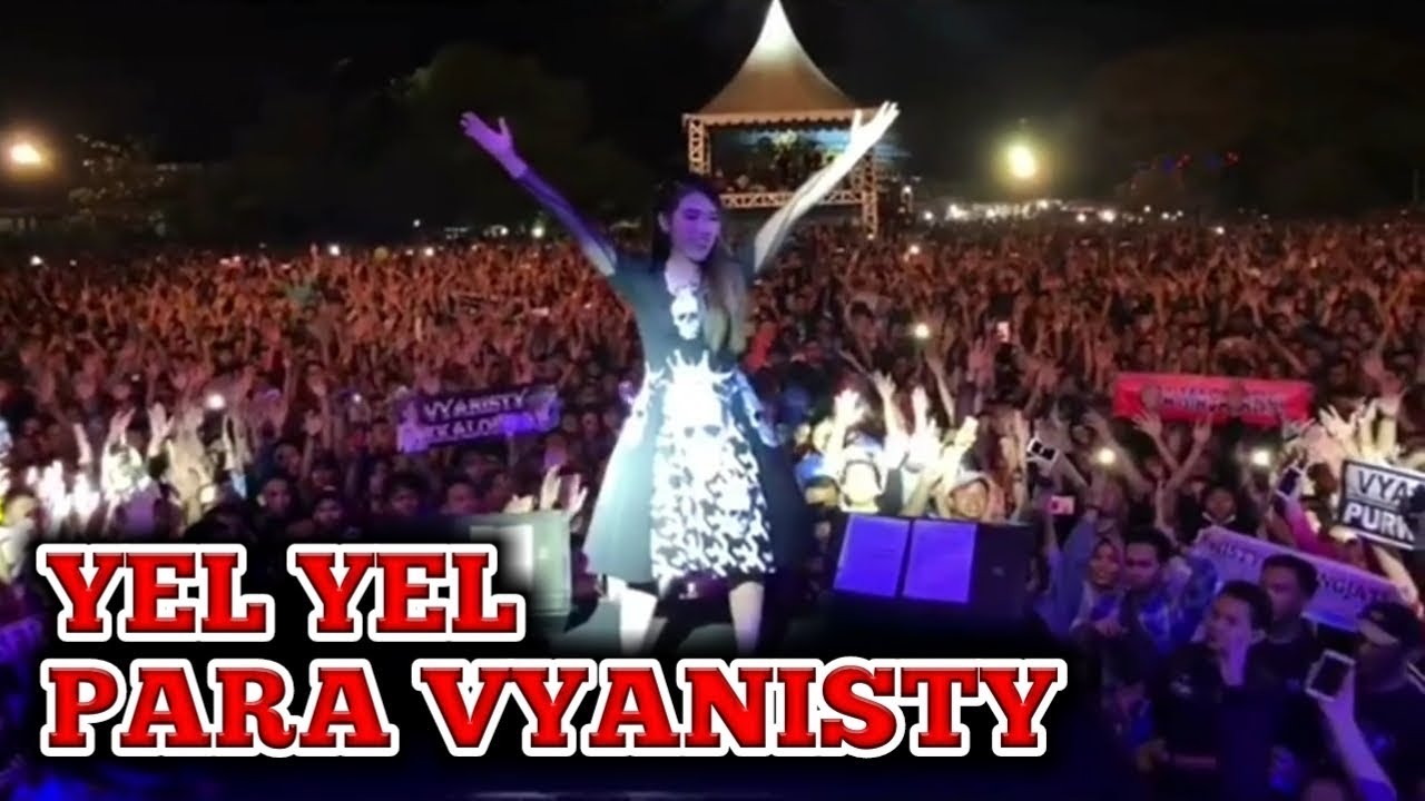Sambutan Yel Yel Meriah Dari Ribuan Vyanisty Untuk Via Vallen