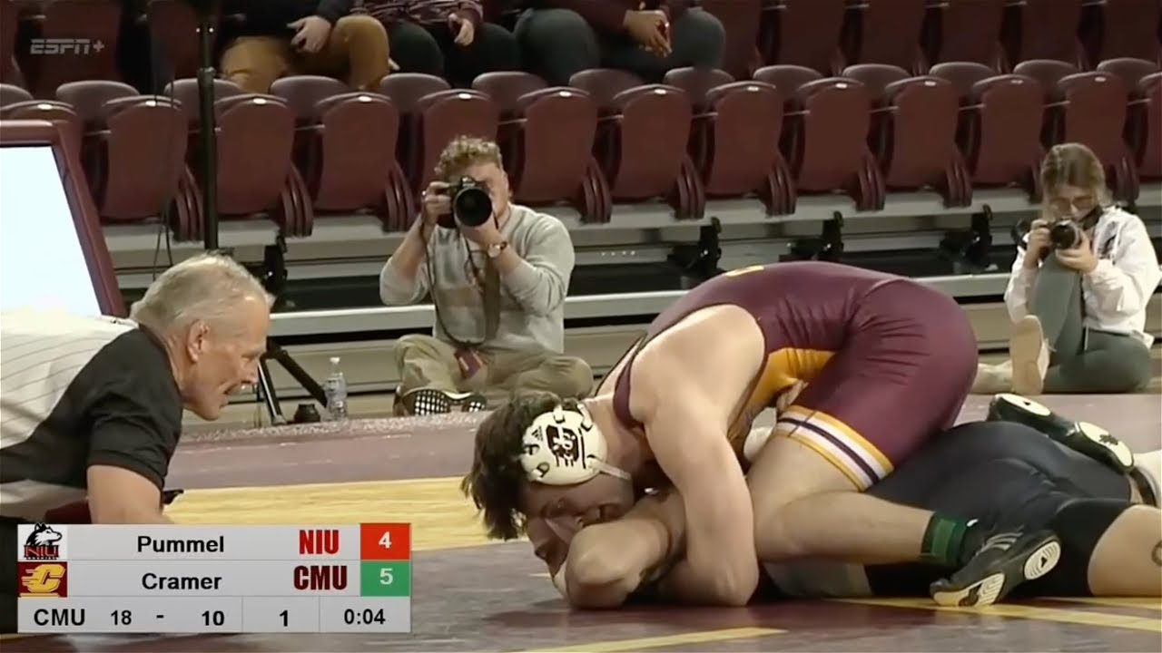 174lbs Alex Cramer (Central Michigan) vs Hayden Pummel (Northern Illinois)