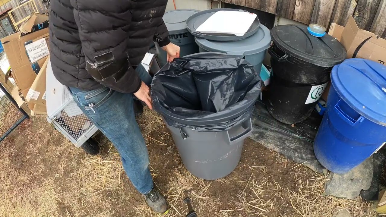 42 Gallon Contractor Trash Bags Review, RUGGED 42 Gallon Bags