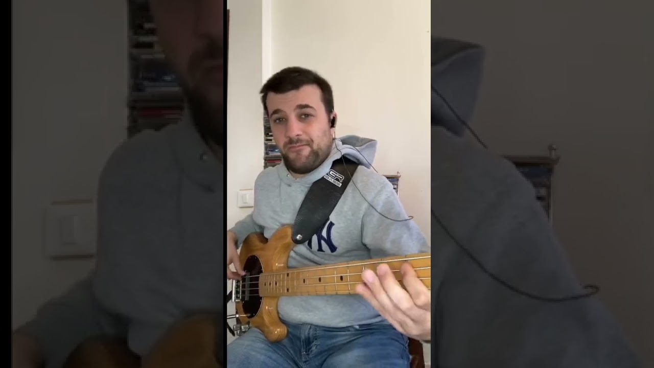 Vulfpeck &ldquo;Conscious Club&rdquo; bass groove (intro line)   #vulfpeck #joedart #funkbass