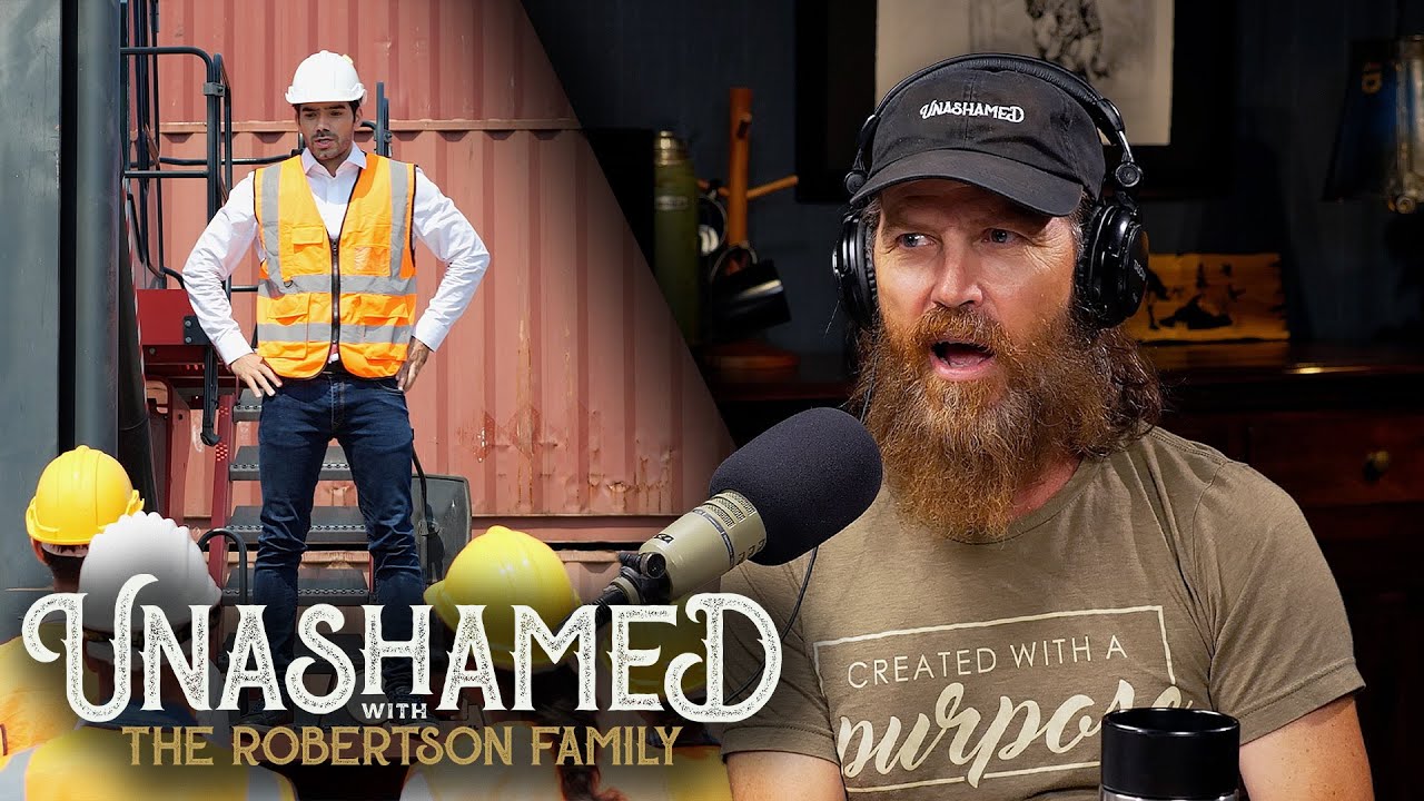 Phil Snapped After Roosters Interrupted His Nap & Jase Gets Chased by Angry City Workers | 1157