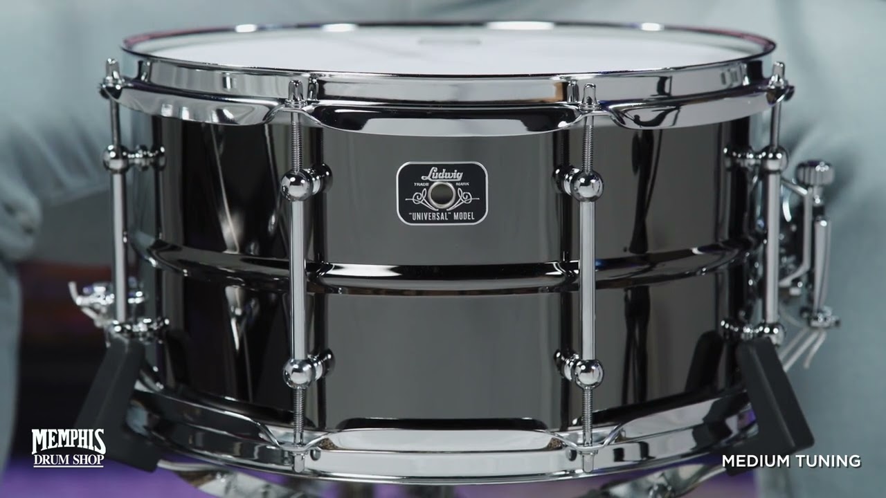 Ludwig 13x7 Universal Black Brass Snare Drum (LU0713C)