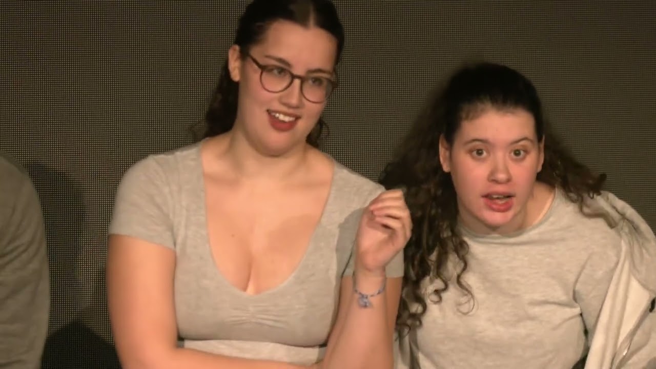 Obra de teatro:  #VIRAL