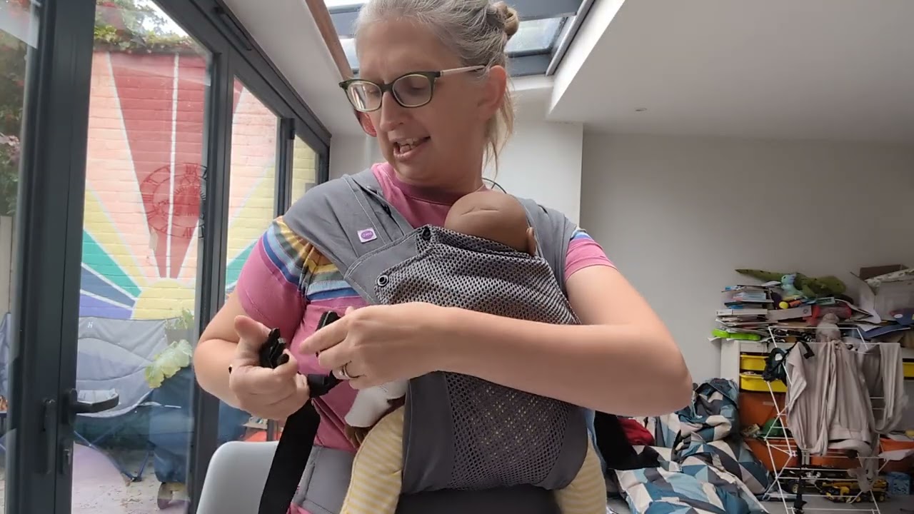 Обзор переноски Izmi Baby Carrier (новая версия 2025 года)