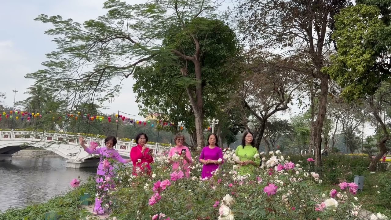 Tình ca mùa Xuân 28 Tết bính ngọ