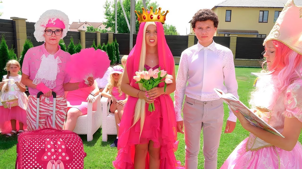 👑 Concursul Miss Barbie și nunta Dianei: cine va câștiga coroana? 😱 Bunica Barbie a venit în vizită!