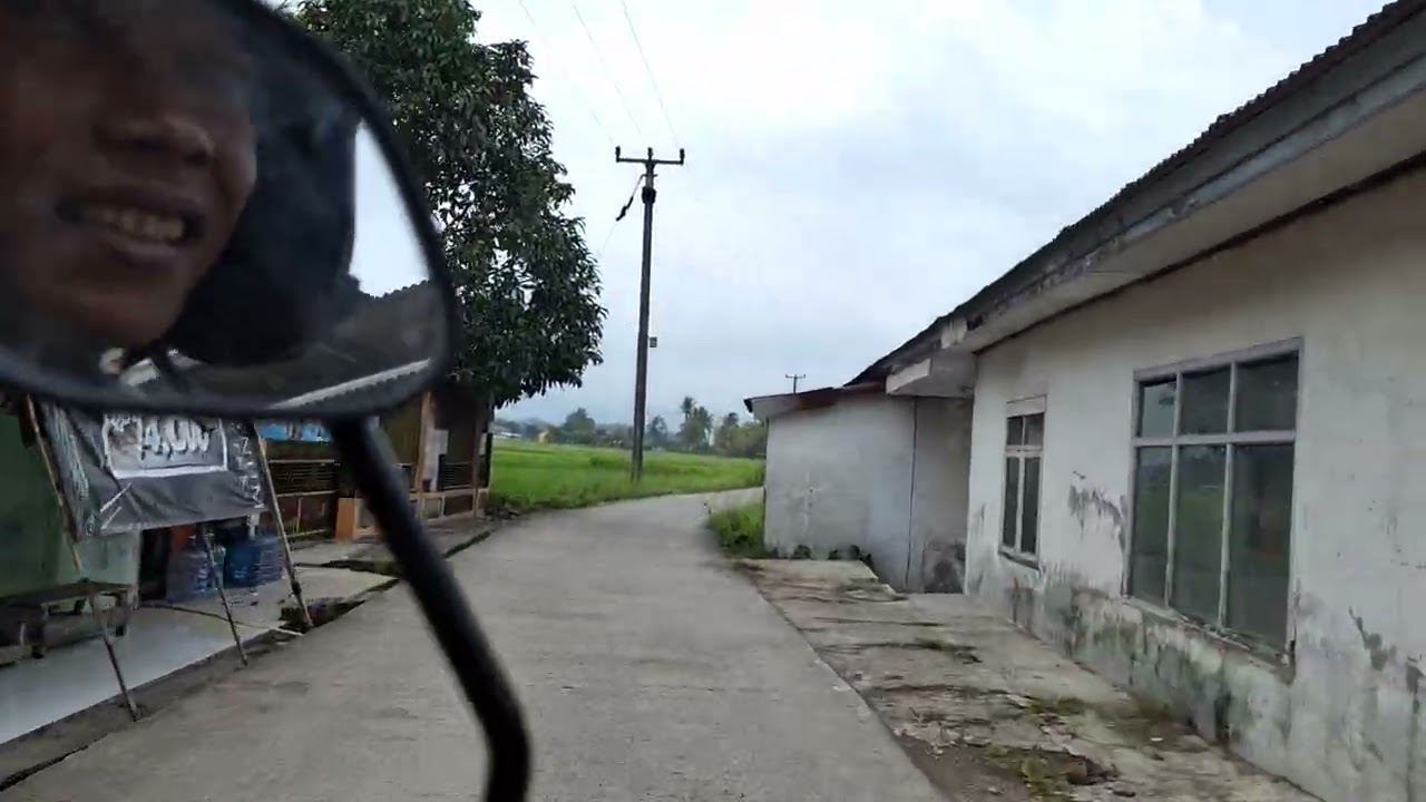 Jalan Menuju Pasir Hapa Ciranjang