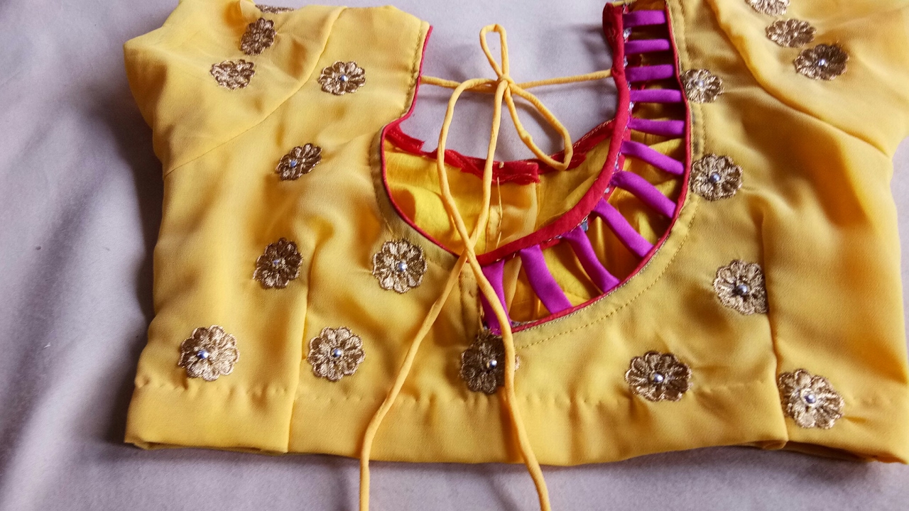 Designer blouse one side design