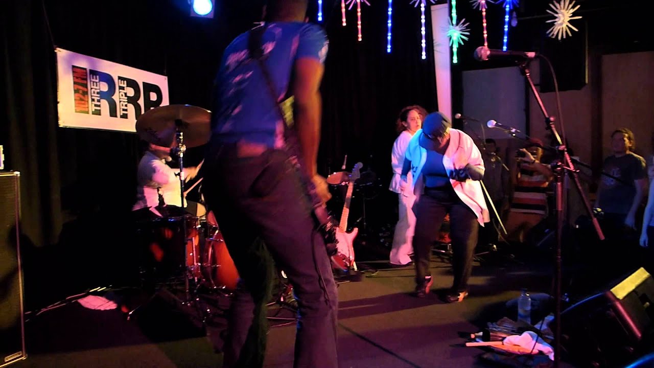ESG - 'Moody' (Live at 3RRR)