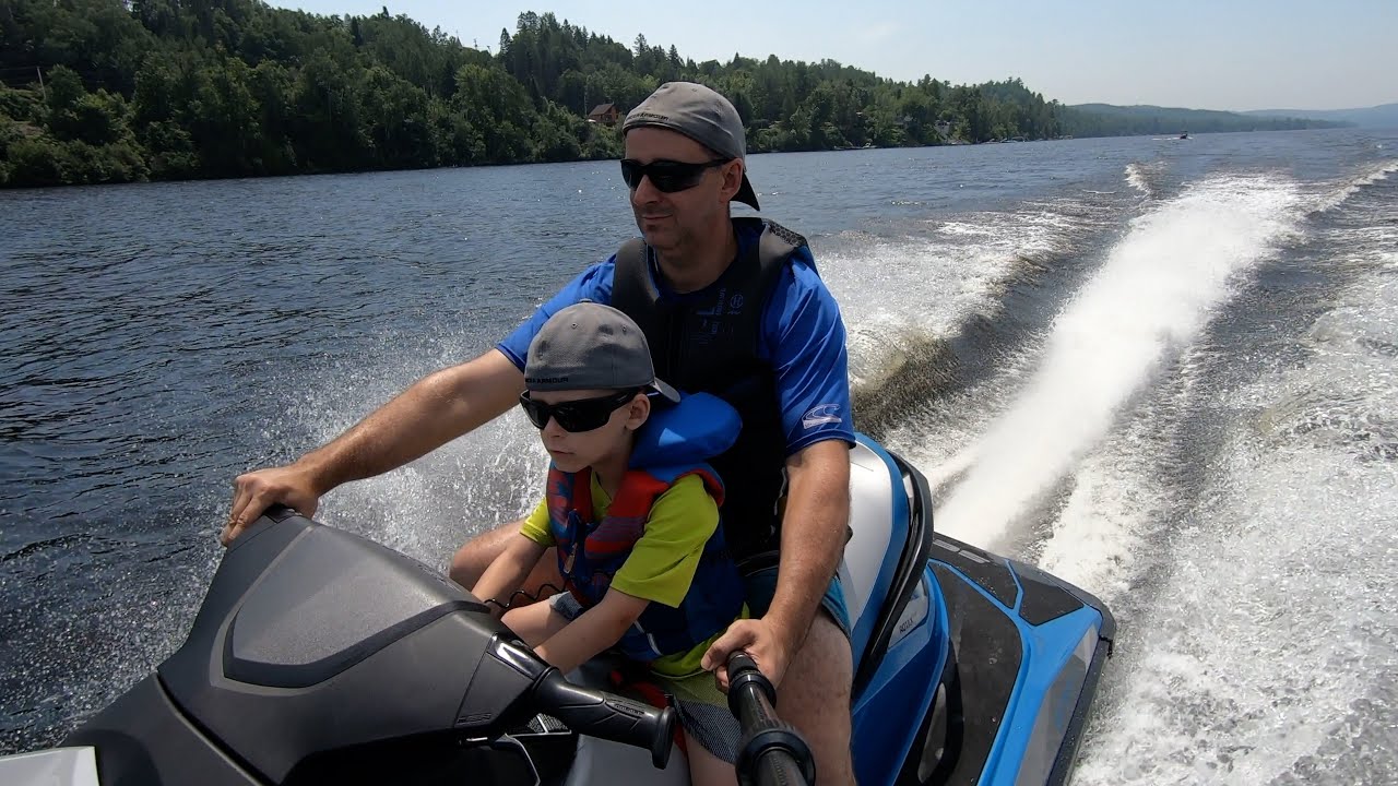 Sea-Doo XP & GTI on the St Maurice river. (Part 02)