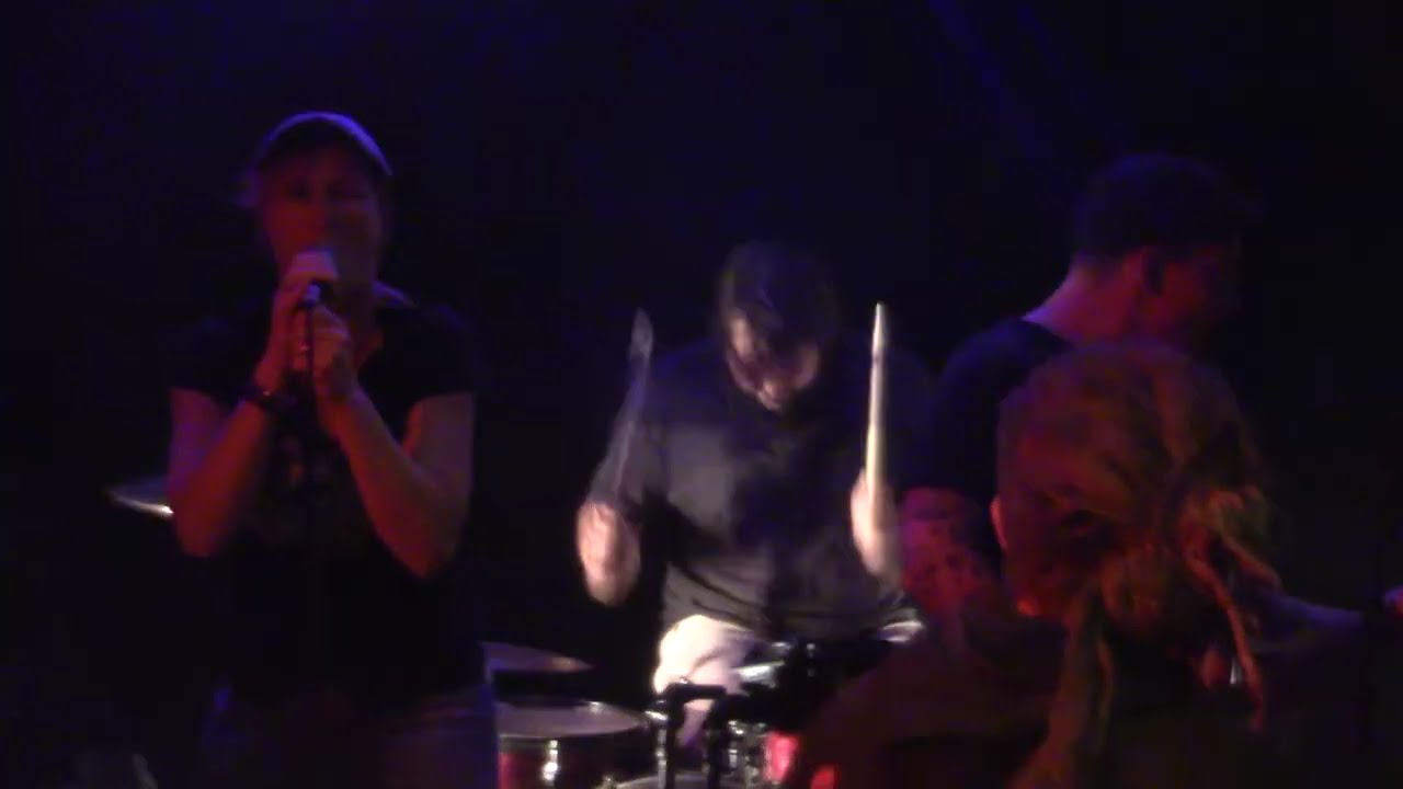 La Consigne - Le Prestige de l'uniformit&eacute; (27.09.2018 Strasbourg @ Diamant d'Or) [HD]