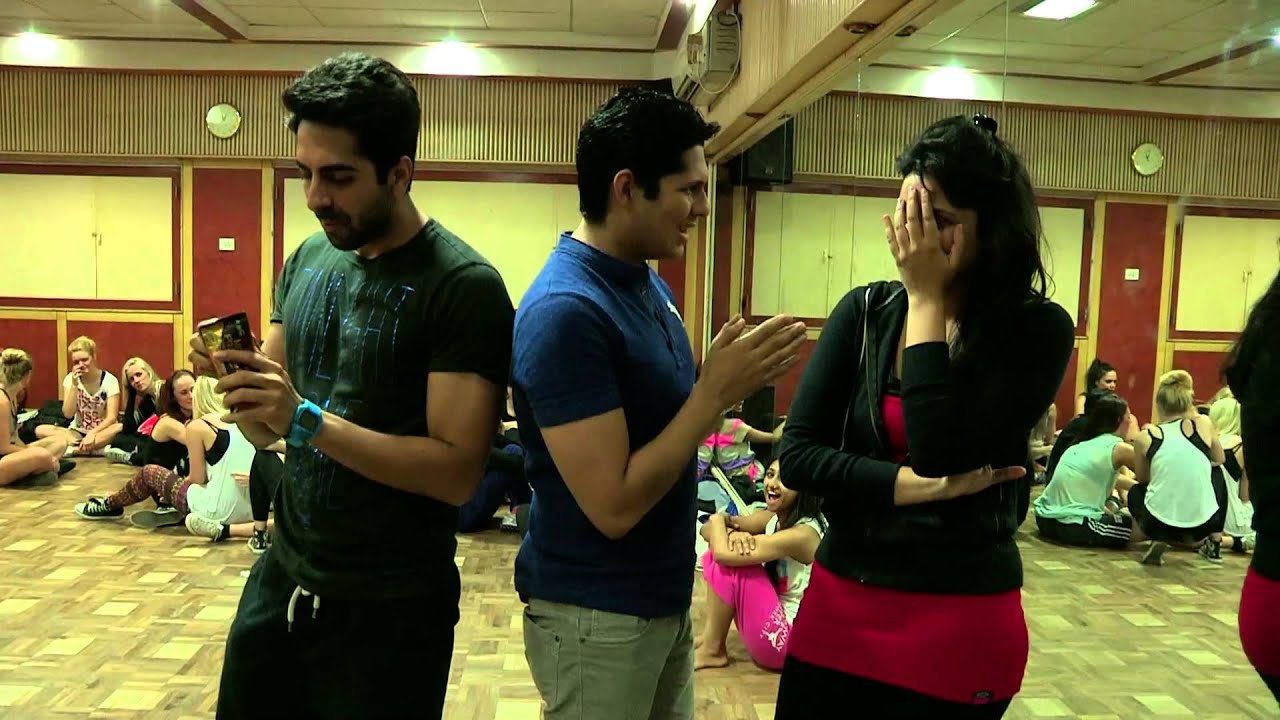 IIFA Buzz: Catch Parineeti Chopra & Ayushmann Khurrana rehearsing for IIFA 2013