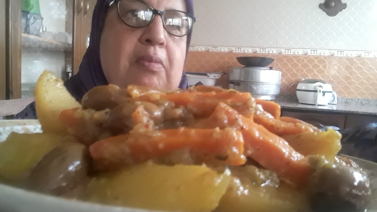 الحلقة3من سلسلة أطباق مرقة في الكوكوت طريقة مبهرة ومبسطة دجاج بالخيزو والبطاطا والزيتون معلكة 👌👌👌