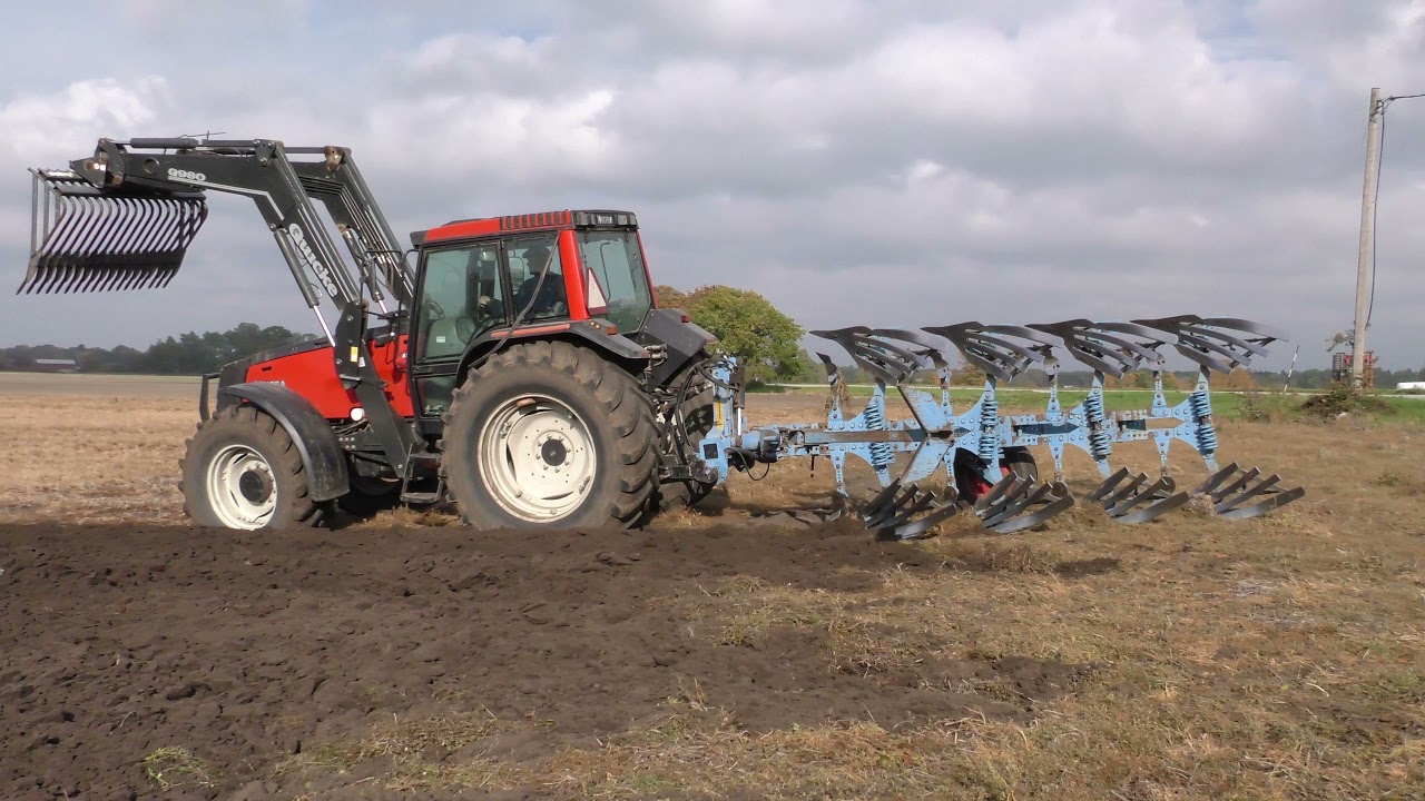 4K/Valtra 8550 med en Lemken 4 skärig växelplog 2 Okt 2021