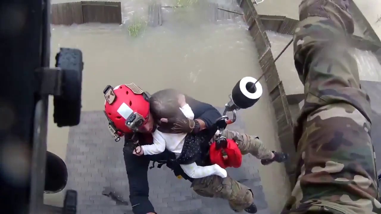 New York Air National Guard Pararescuemen rescue families in Houston
