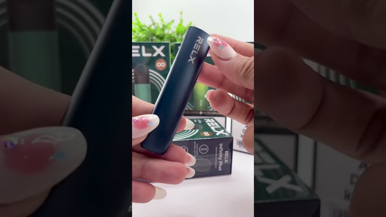 Relx infinity plus สีน้ำเงิน โทนเข้มแบบดุดัน ไม่เกรงใจใคร! 
